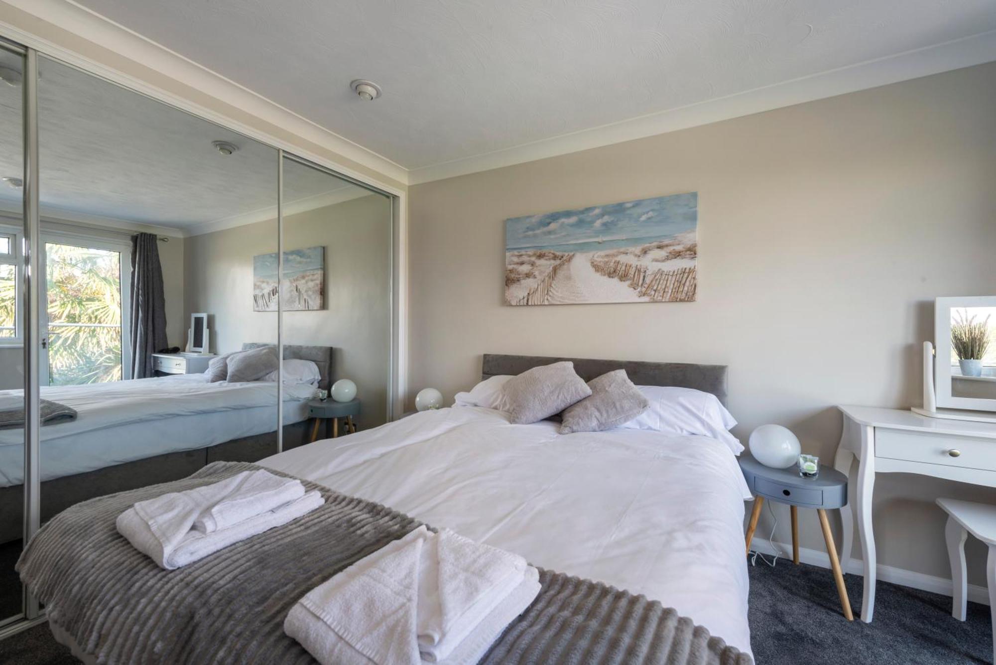 5 Bedroom Detached Beach House Poole Luaran gambar